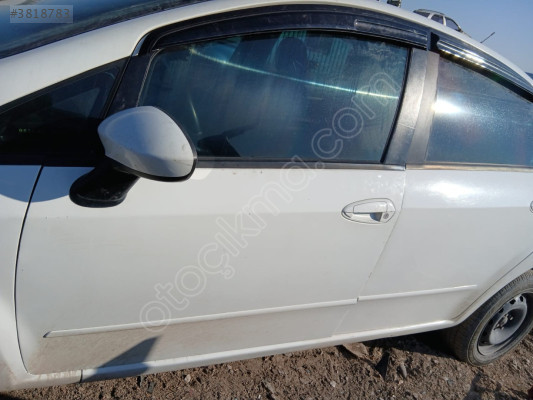 Fiat Linea sol ön kapı hatasız beyaz çıkma orjinal