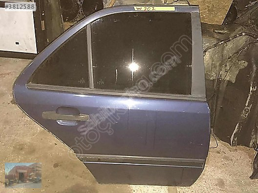 MERCEDES W202 C-SERİSİ ORJİNAL SAĞ ARKA KAPI HATASIZ