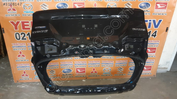 suzuki s-cross bagaj kapağı