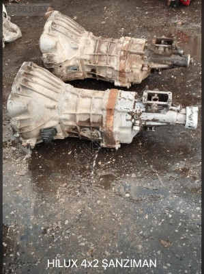 TOYOTA HİLUX 4*2 ŞANZUMAN