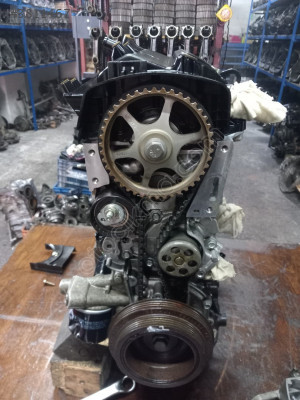 Renault clio 1.2 16 valf d4f700 çıkma motor