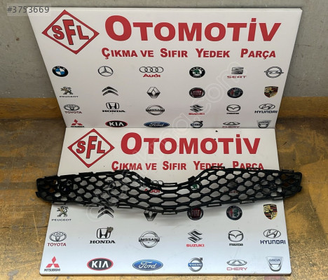 TOYOTA YARİS ÖN PANJUR 2009-2012