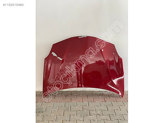 alfa Romeo giulietta motor kaputu kırmızı renk