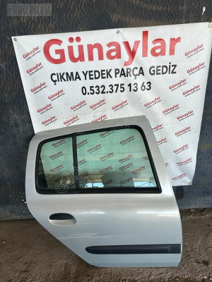 RENAULT CLİO HB SAĞ ARKA KAPI