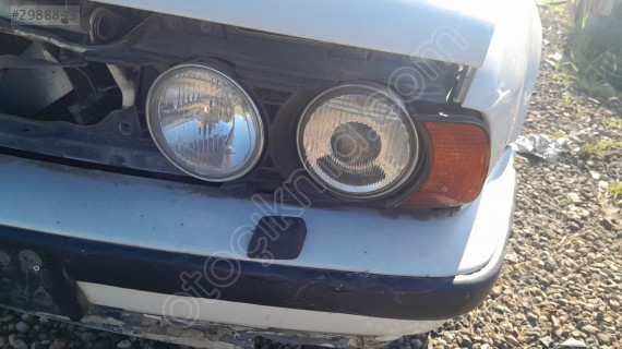 Bmw e34 kasa 5.20 sol farsinyal yedek parça