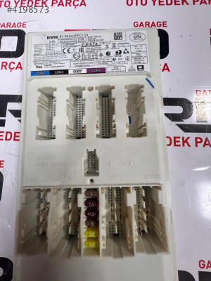 BMW 320D 2023 SİGORTA KUTUSU 6135-5A3FFC1-01