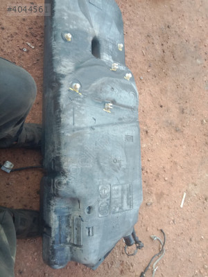 Peugeot partner MK1 mazot deposu kod 9635962380