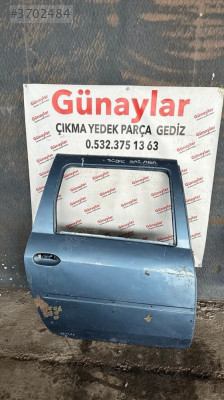 RENULT SCENİC SAĞ ARKA KAPI