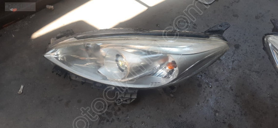 mazda 5 sol far