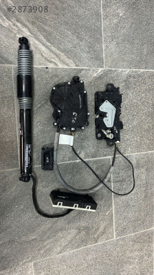 BMW G30 5 SERİSİ ELEKTRİKLİ BAGAJ TAKIM