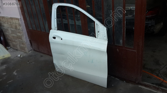 Mercedes B 246 KAPI SAĞ ÖN A2467220210