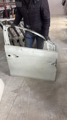 FİAT BRAVO ÇIKMA ORJİNAL SAĞ ÖN KAPI BD1