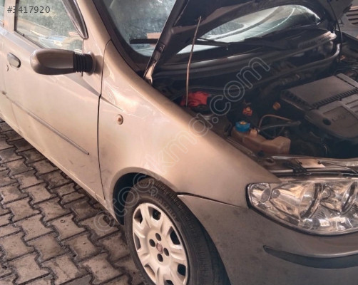 Fiat PUNTO SAĞ ÖN ÇAMURLUK