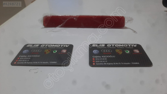 VOLKSWAGEN TRANSPORTER T5-T6 SAĞ ARKA TAMPON REFLEKTÖRÜ