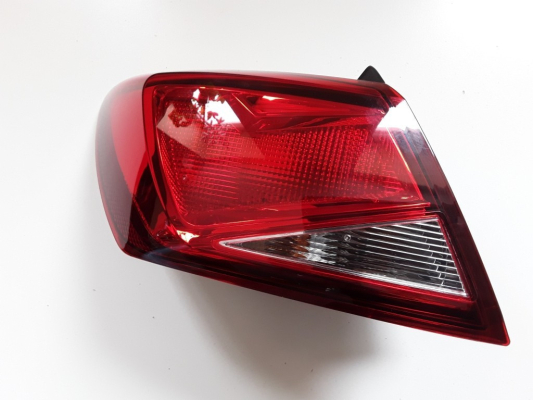 5F0945095D SEAT LEON 13-16 SOL DIŞ LEDSİZ STOP LAMBASI DEPO