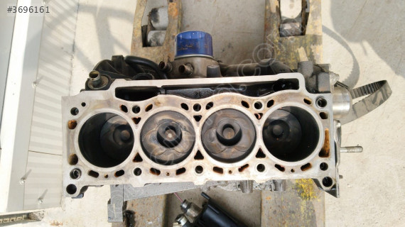 RENAULT LAGUNA 2 1.9 DİZEL YARIM MOTOR ORJİNAL ÇIKMA