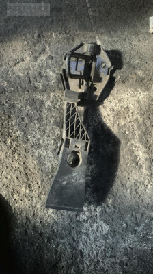 4G0823480 audi a6 motor kaputu kilidi