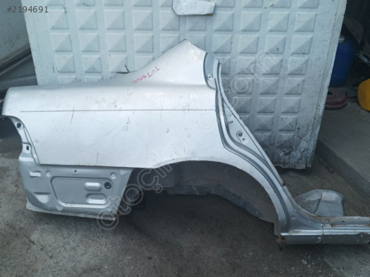 TOYOTA COROLLA 101 ARKA SAĞ ÇAMURLUK