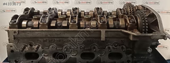 R1110163401 Mercedes W202 C180 Çıkma Silindir Kapağı