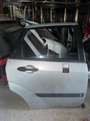 FORD FOCUS 1 SEDAN HACBACK SAĞ ARKA  KAPI