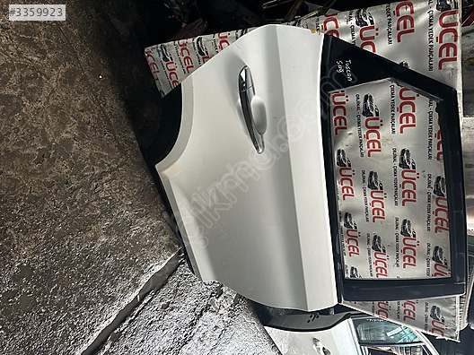 HYUNDAİ TUCSON 2014-19 SAĞ ARKA KAPI ÜÇEL OTO