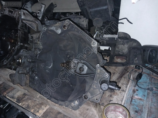 PEUGEOT PARTNER TEPE 1.6 DİZEL ŞANZIMAN ÇIKMA