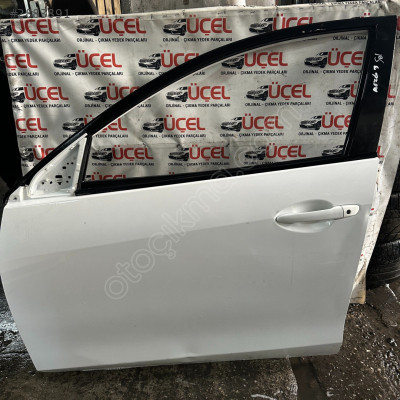 MAZDA 3 BL SOL ÖN KAPI ÜÇEL OTO ÇIKMA BURSA