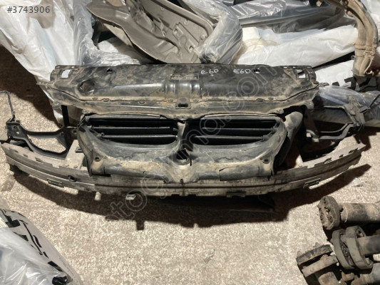BMW E60 ORJİNAL KOMPLE ÖN PANEL TAMPON DEMİRİ ÇIKMA - ERCAN TİC