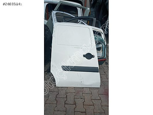 Fiat Doblo Sağ Yan Sürgülü Kapı Parçası