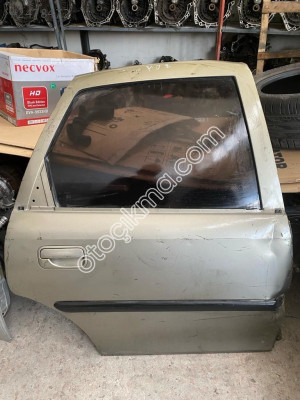 OPEL VECTRA B SAĞ ARKA KAPI