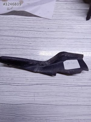 RENAULT Kango 3 Sağ Cam Izgara Bakaliti 8200439448
