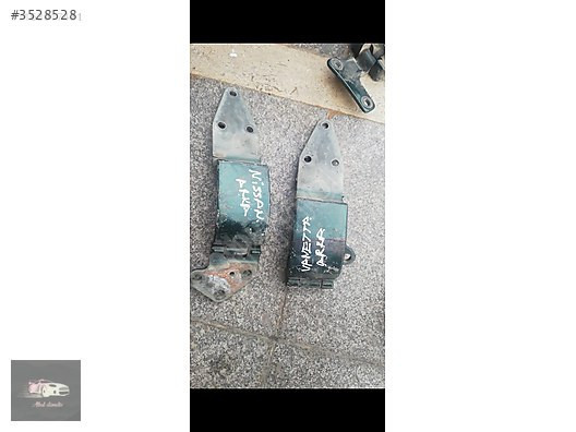 Nissan Nissan Vanette 2000 model arka kapı menteşesi