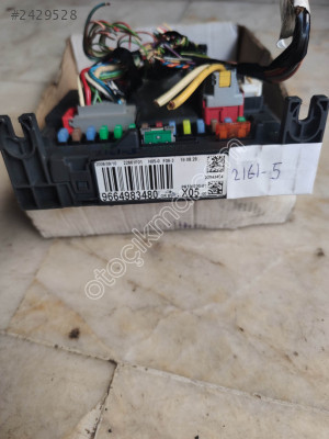 Citroen C3 Picasso 207 BSI Beyni Sigorta Kutusu 9664983480
