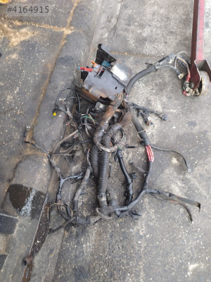 Renault Trafic motor tesisatı