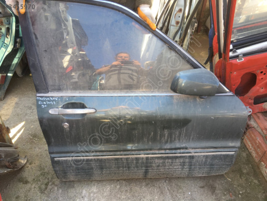 Mitsubishi Galant 1990-1993 Çıkma Sedan Sağ Ön Kapı