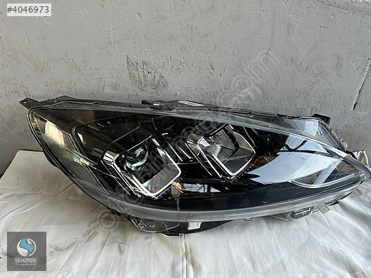 FORD KUGA SAĞ FAR ÇIKMA ORJİNAL