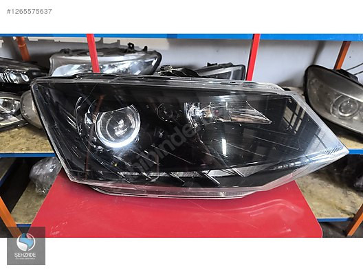 Skoda Fabia sağ far orjinal çıkma