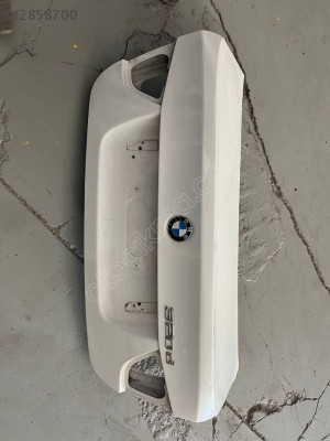 BMW 3 SERİSİ e90 bagaj kapağı