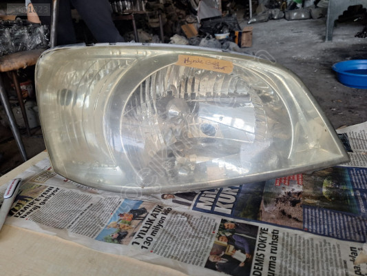 Hyundai Getz sağ ön far
