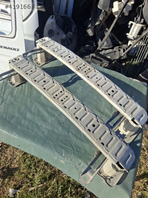 2019 Model Ford coruıer çıkma ön tampon demiri