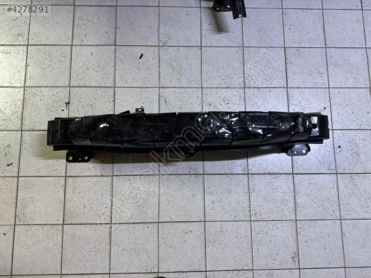 Vw Jetta Ön Tampon Demiri 2015-2017 5C6807109B