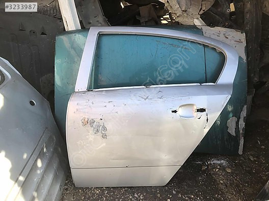 Opel astra H sedan sol arka kapı