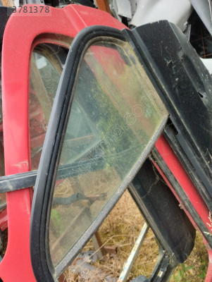 E30 sol arka kelebek cam