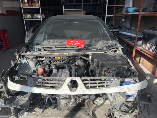 Renault kangoo ön panjur