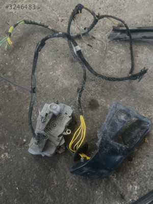 Citroen xantia sağ ön kapı kilidi çıkma orijinal