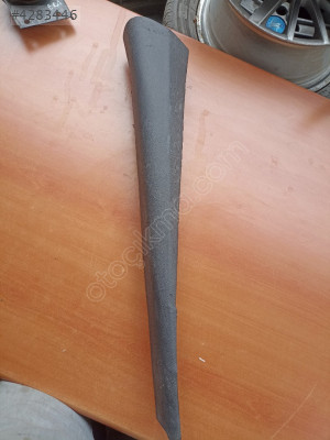 Ford Focus 3 Sağ Arka Kapı Döşemesi Üst Kaplama