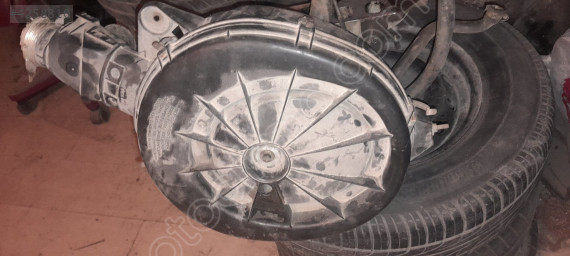 Renault 9 Broadway hava filtre kutusu