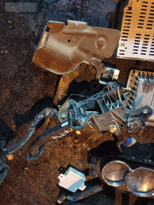 DACİA DUSTER PEDAL SET