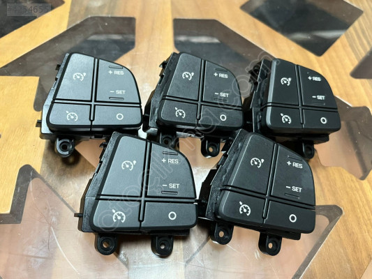 Hyundai i10 Orjinal Hız Sabitleme Direksiyon Düğmesi