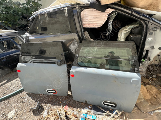 Citreon ami sağ ön kapı dolu